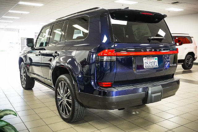 Used 2026 Lexus GX 550 w/ Accessory Package (2T) AWD/4WD image 8