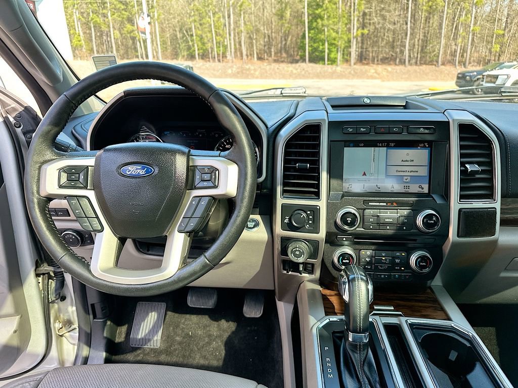 Used 2018 Ford F150 Lariat w/ Equipment Group 502A Luxury image 19