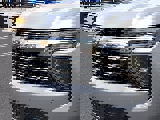 New 2026 Chevrolet Suburban LT image 13