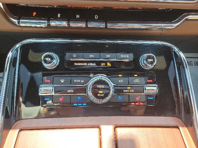 Certified 2023 Lincoln Navigator L Reserve AWD/4WD image 41