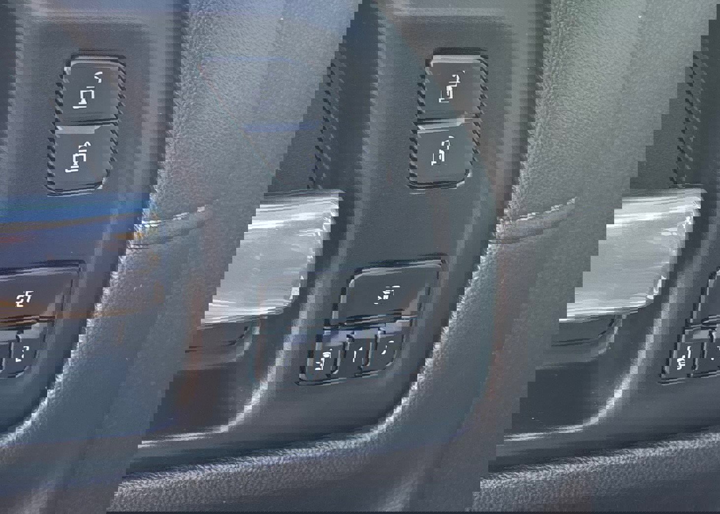 Used 2021 GMC Sierra 1500 SLT w/ SLT Premium Package image 38