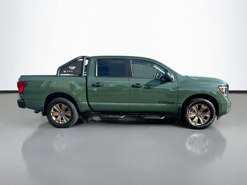 Used 2024 Nissan Titan SV w/ SV Bronze Edition Package RWD image 10