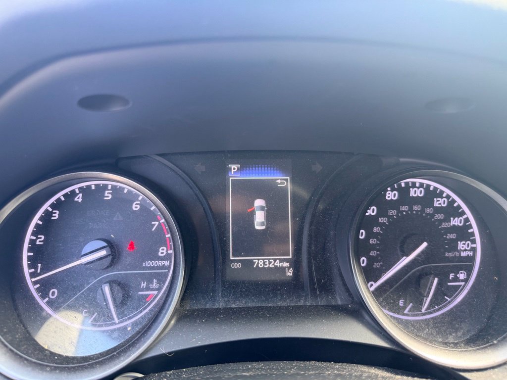 Used 2022 Toyota Camry SE FWD image 10