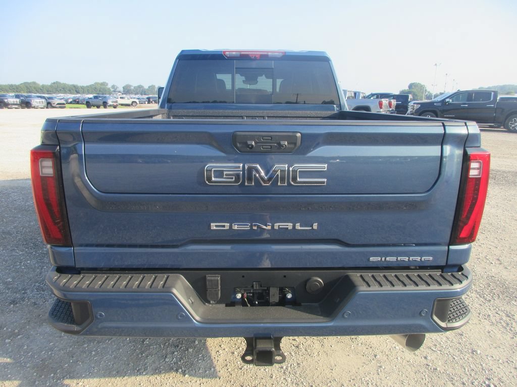 New 2026 GMC Sierra 2500 Denali Ultimate AWD/4WD image 6