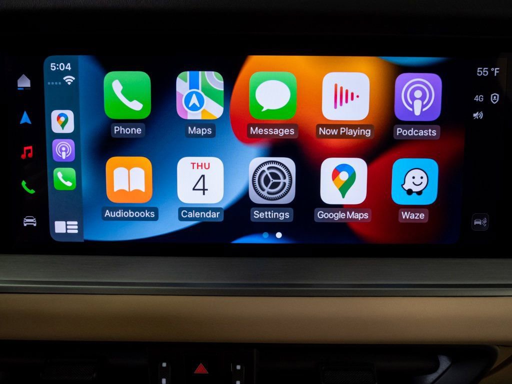 New 2026 Porsche Cayenne Base image 16