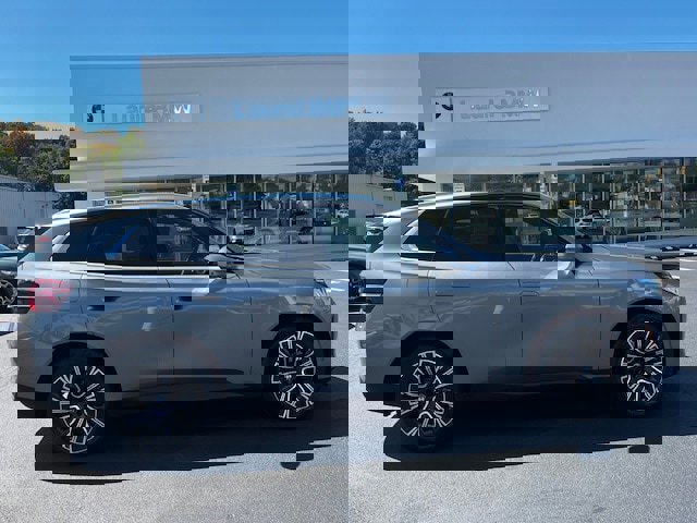 New 2026 BMW X3 xDrive30 w/ Premium Package image 7