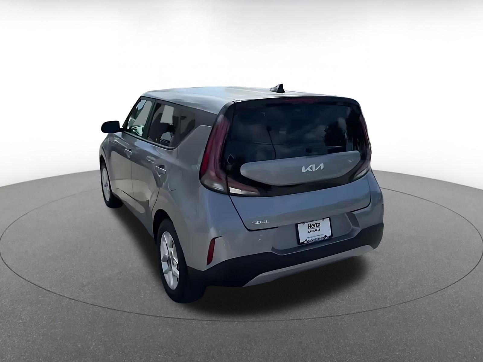 Used 2025 Kia Soul LX w/ LX Technology Package FWD image 10