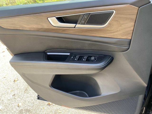 Used 2024 Volkswagen Atlas SE image 15