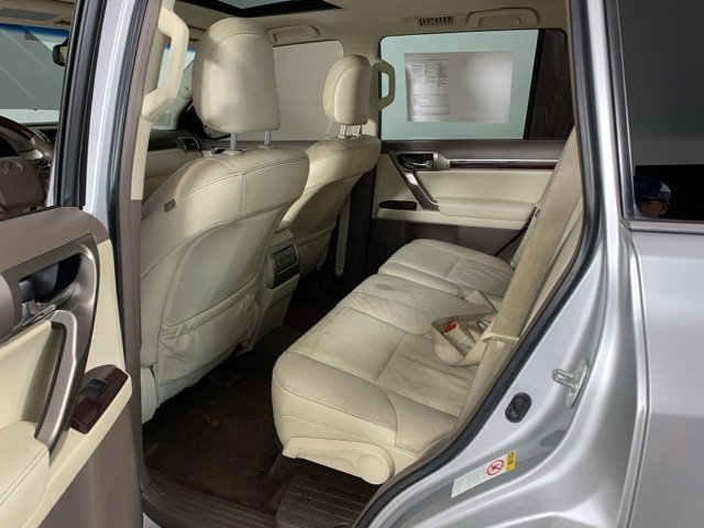 Used 2014 Lexus GX 460 image 28