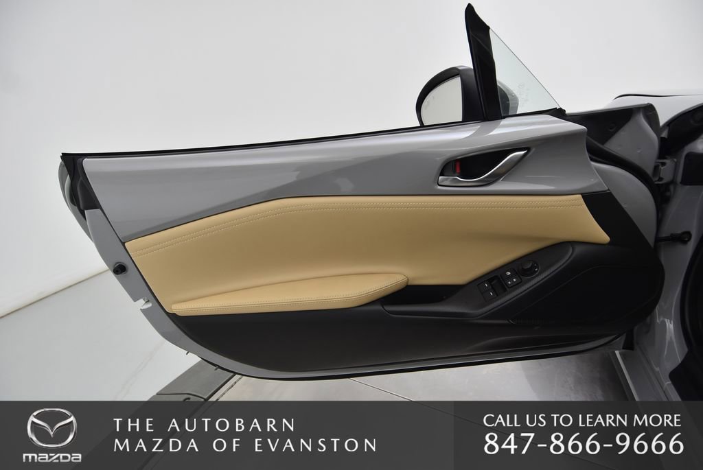 Certified 2025 MAZDA MX-5 Miata Grand Touring w/ Weather Package image 39
