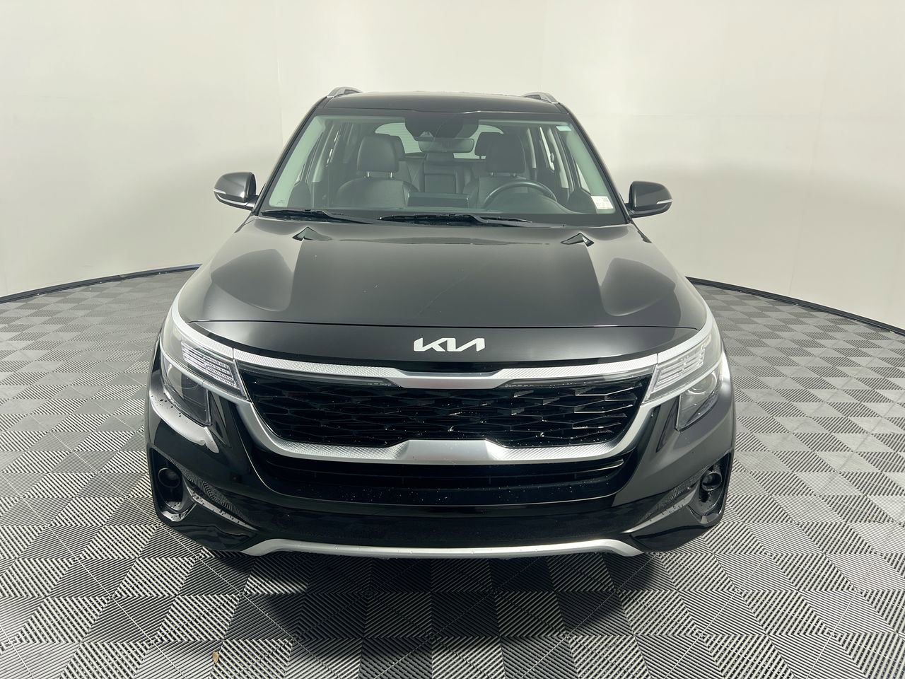 Certified 2023 Kia Seltos S w/ Navigation Package FWD image 10