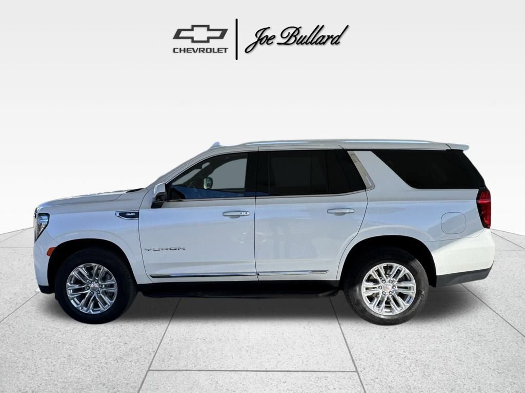 Used 2023 GMC Yukon SLT w/ SLT Luxury Package image 6