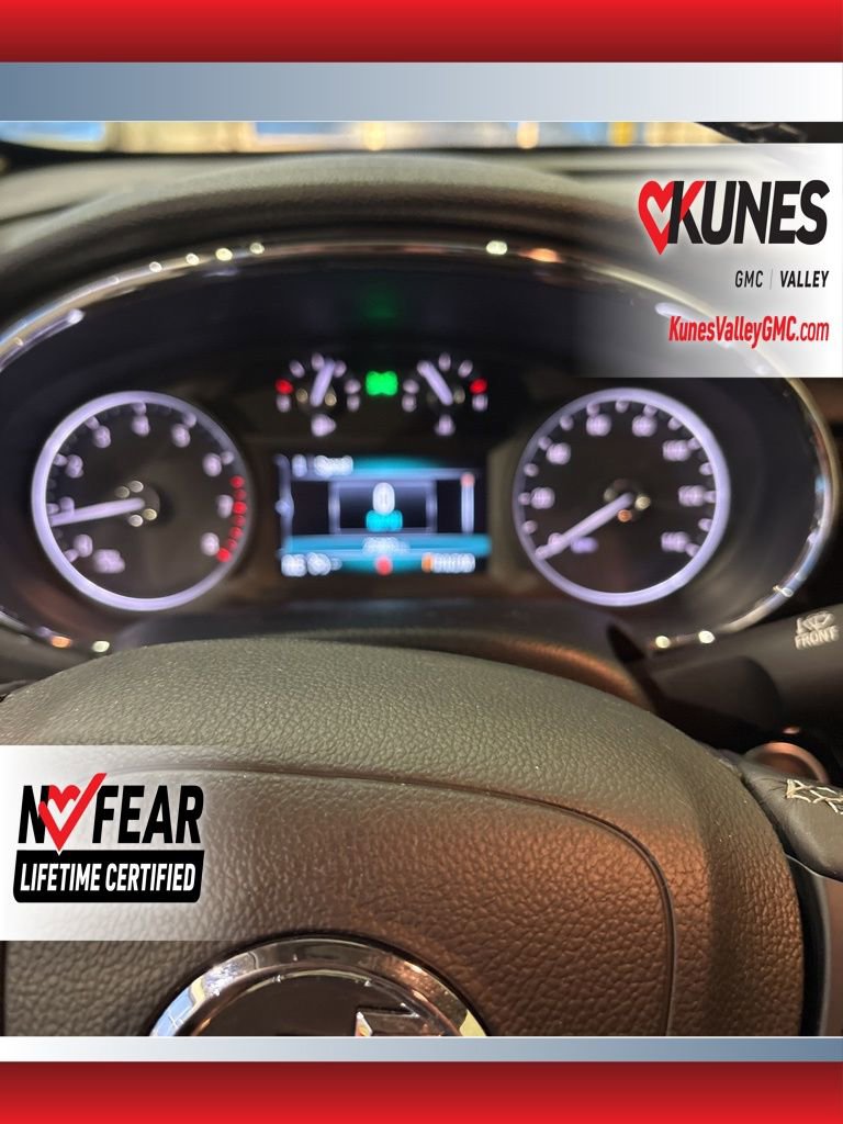 Used 2017 Buick Encore Preferred image 1