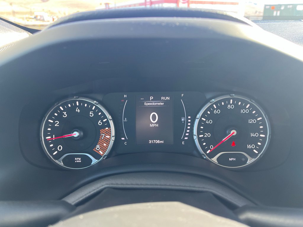 Used 2023 Jeep Renegade Latitude w/ Premium Group image 17