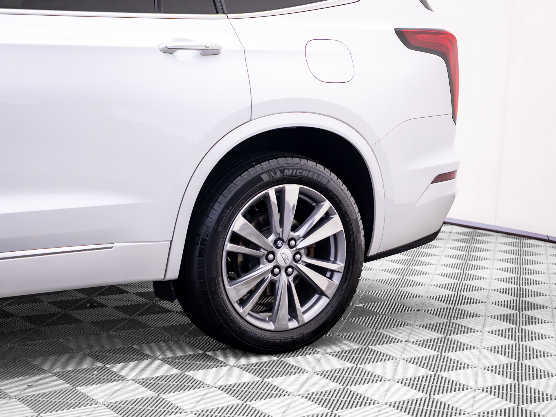 Used 2023 Cadillac XT6 Premium Luxury AWD/4WD image 34