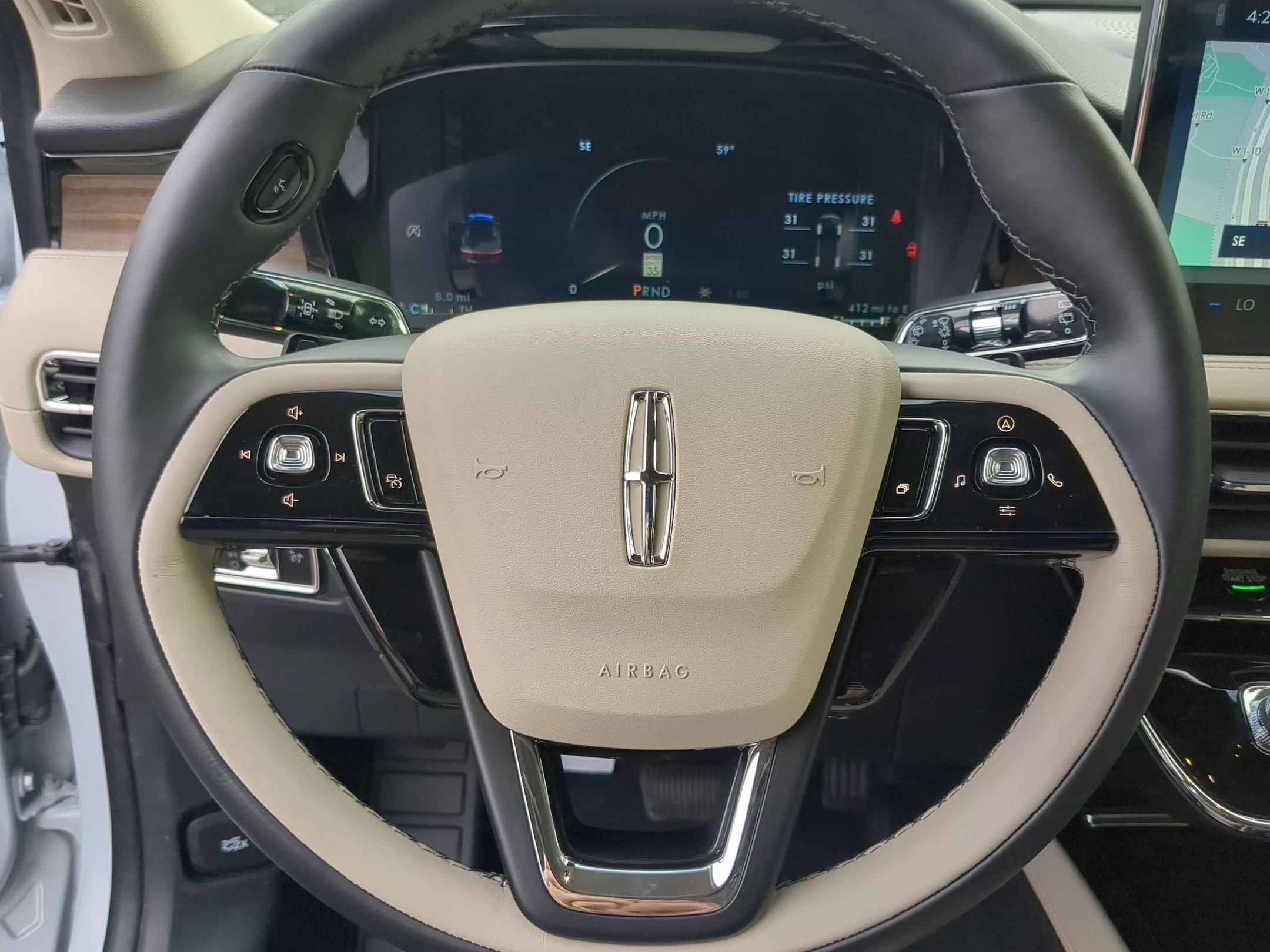 New 2026 Lincoln Corsair Reserve FWD image 13