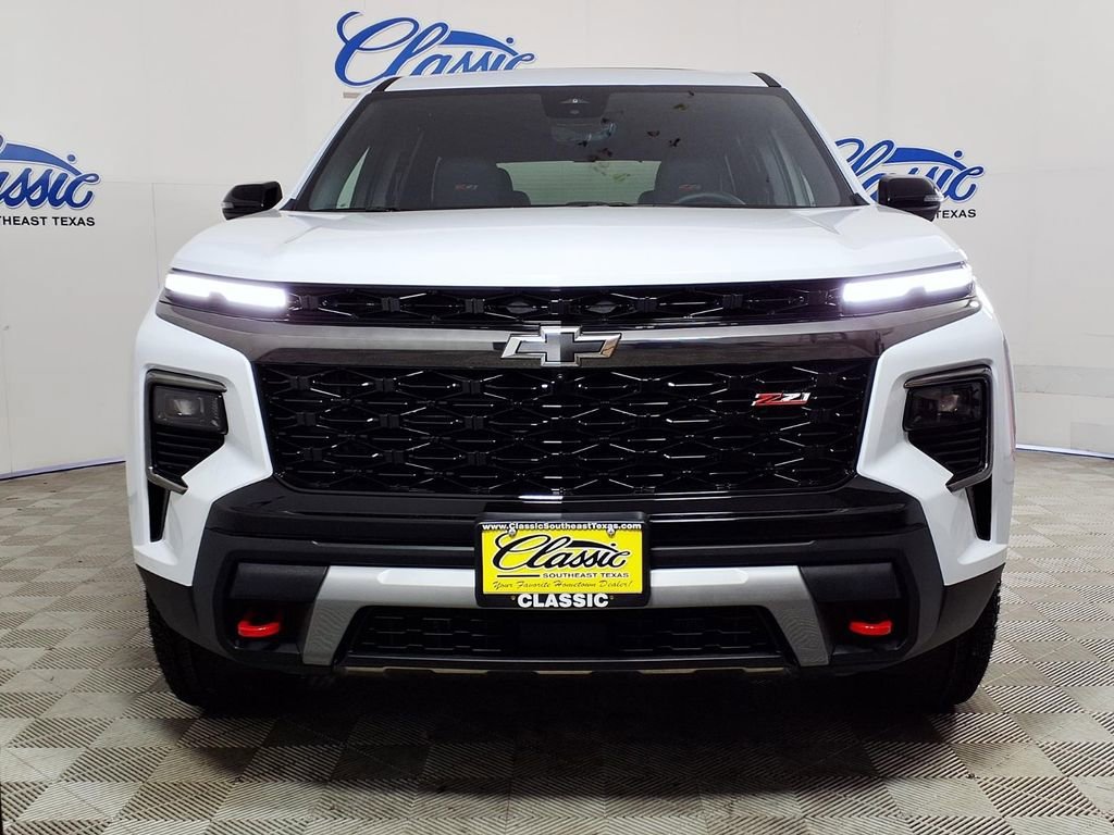 New 2026 Chevrolet Traverse Z71 w/ Driver Confidence Package AWD/4WD image 3