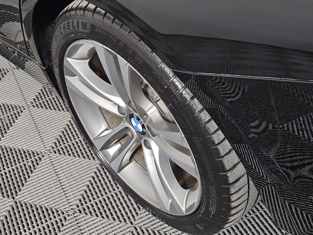 Used 2018 BMW 330i Sedan RWD image 6