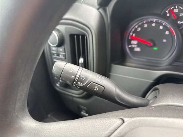 Used 2020 Chevrolet Silverado 1500 Custom w/ Custom Value Package image 28