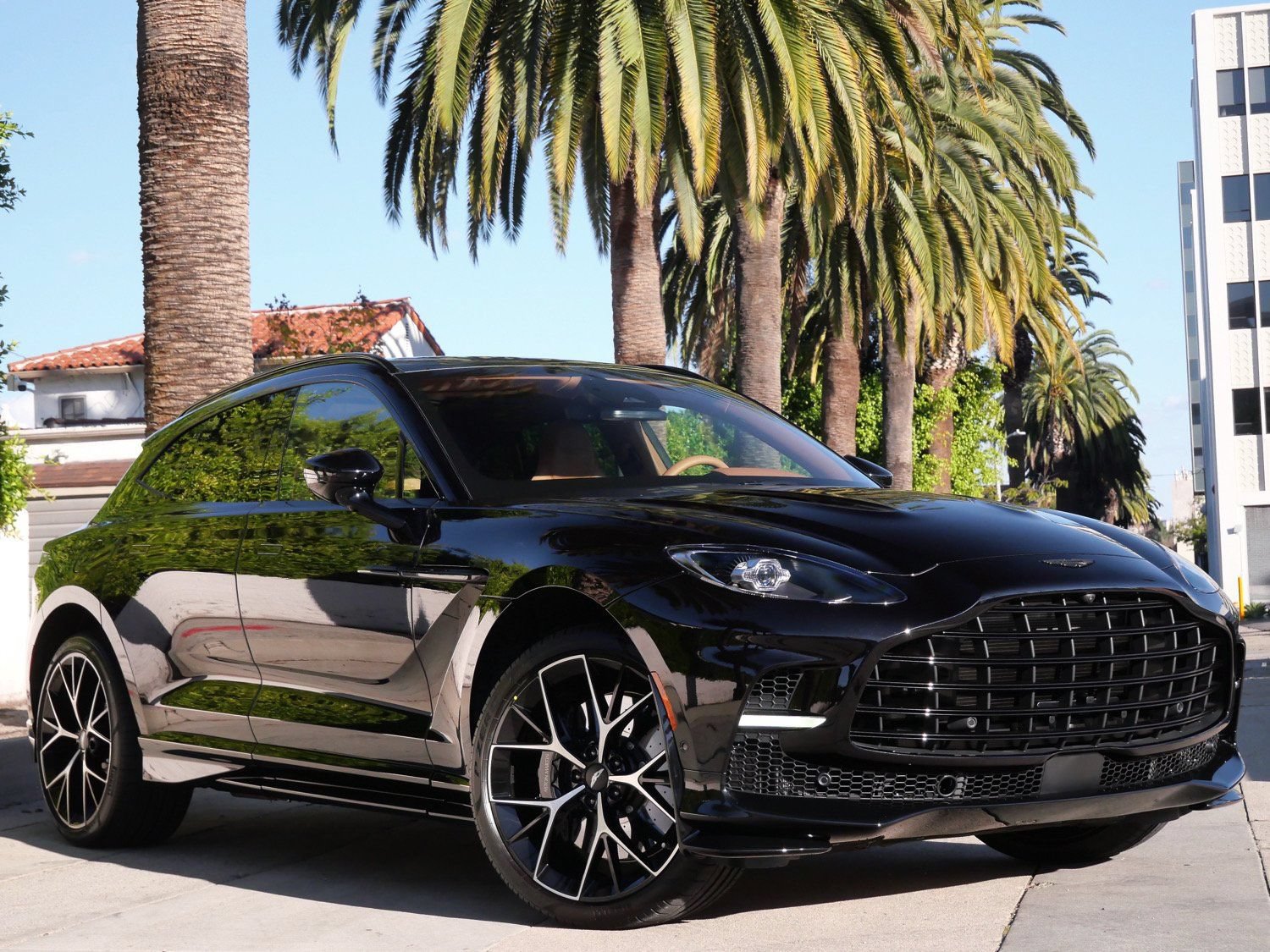 New 2026 Aston Martin DBX 707 AWD/4WD image 1