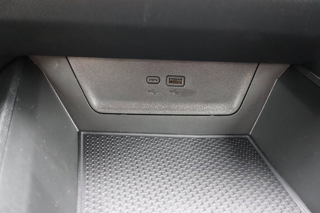 New 2026 Chevrolet Equinox LT w/ Convenience Package II image 16