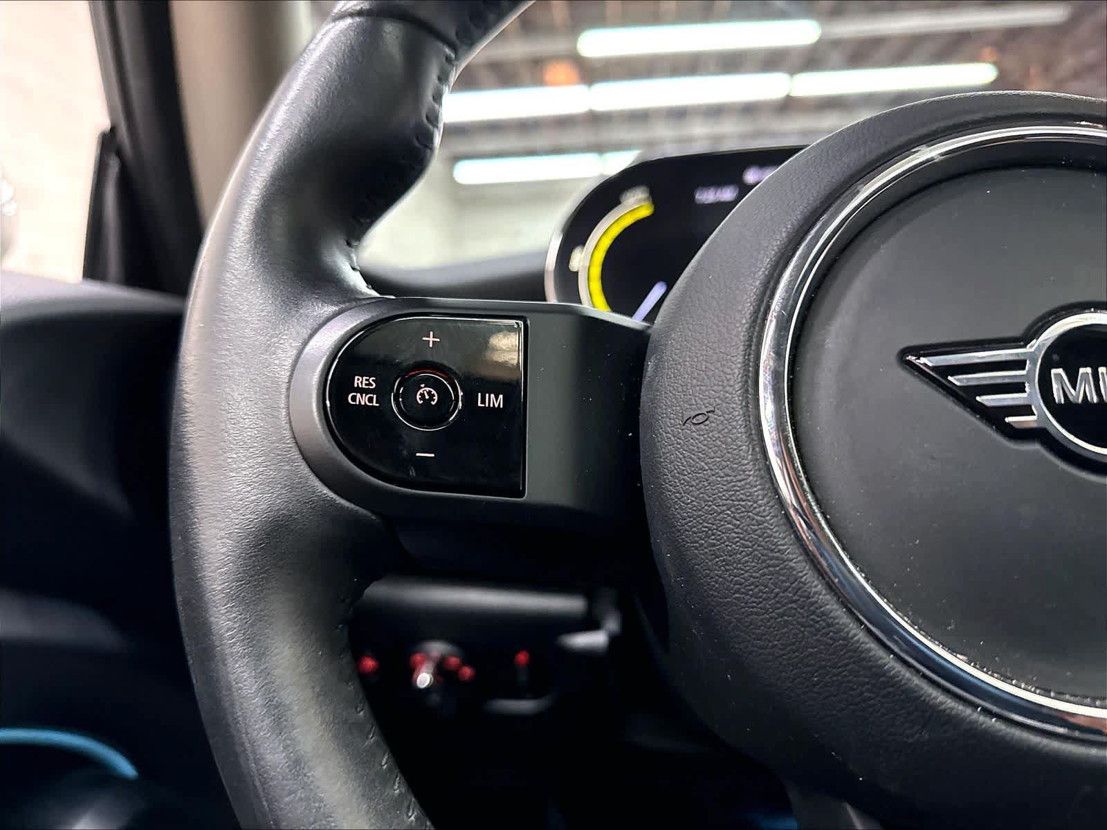 Used 2024 MINI Cooper SE FWD image 20