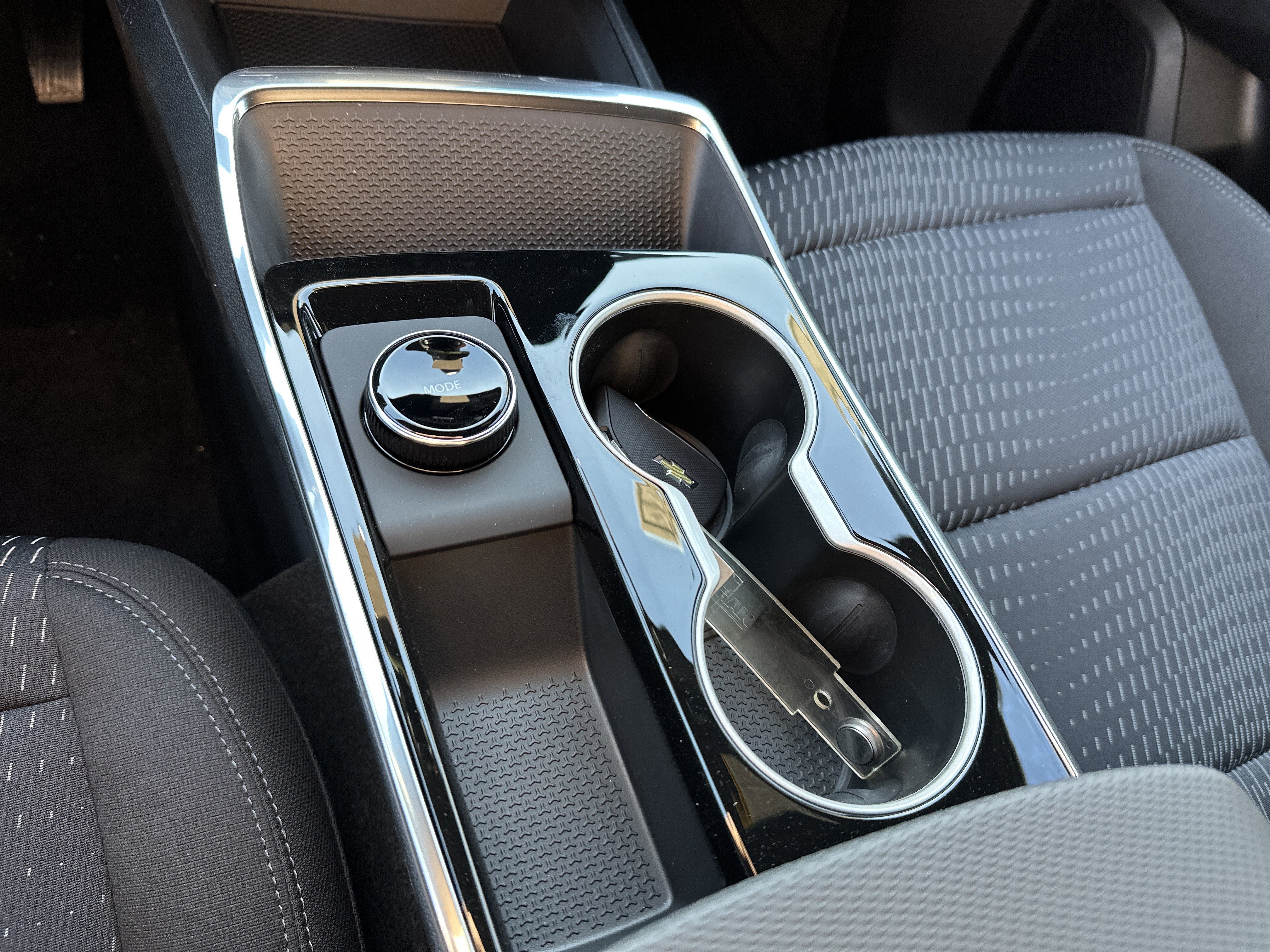 New 2026 Chevrolet Equinox LT w/ Safety and Technology Package image 24