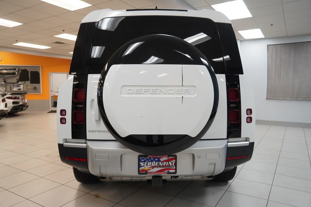 Used 2024 Land Rover Defender 130 S image 19