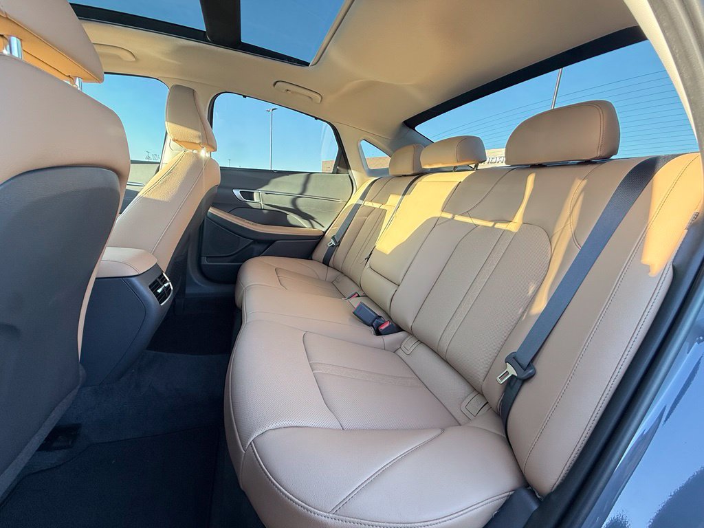 Certified 2024 Hyundai Sonata Limited FWD image 24