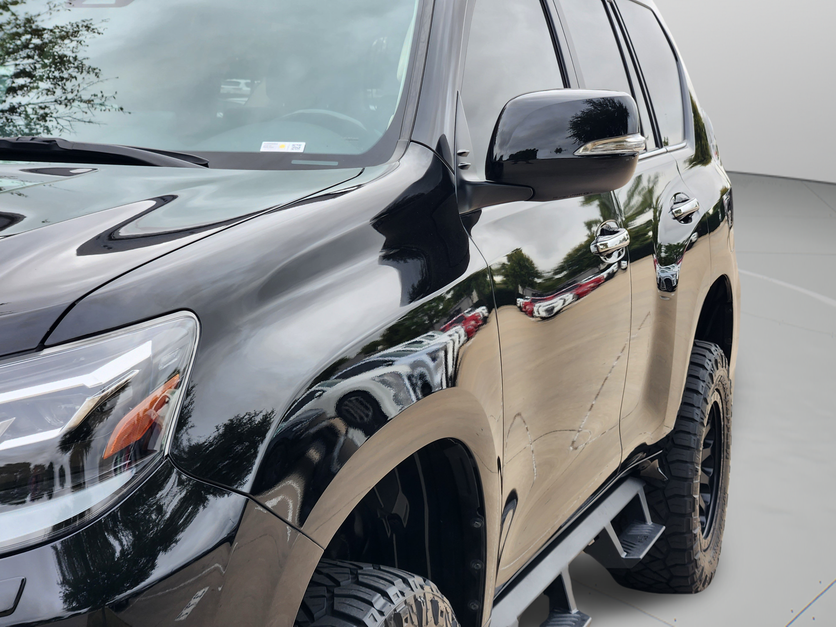 Certified 2023 Lexus GX 460 Premium w/ Premium Package AWD/4WD image 13