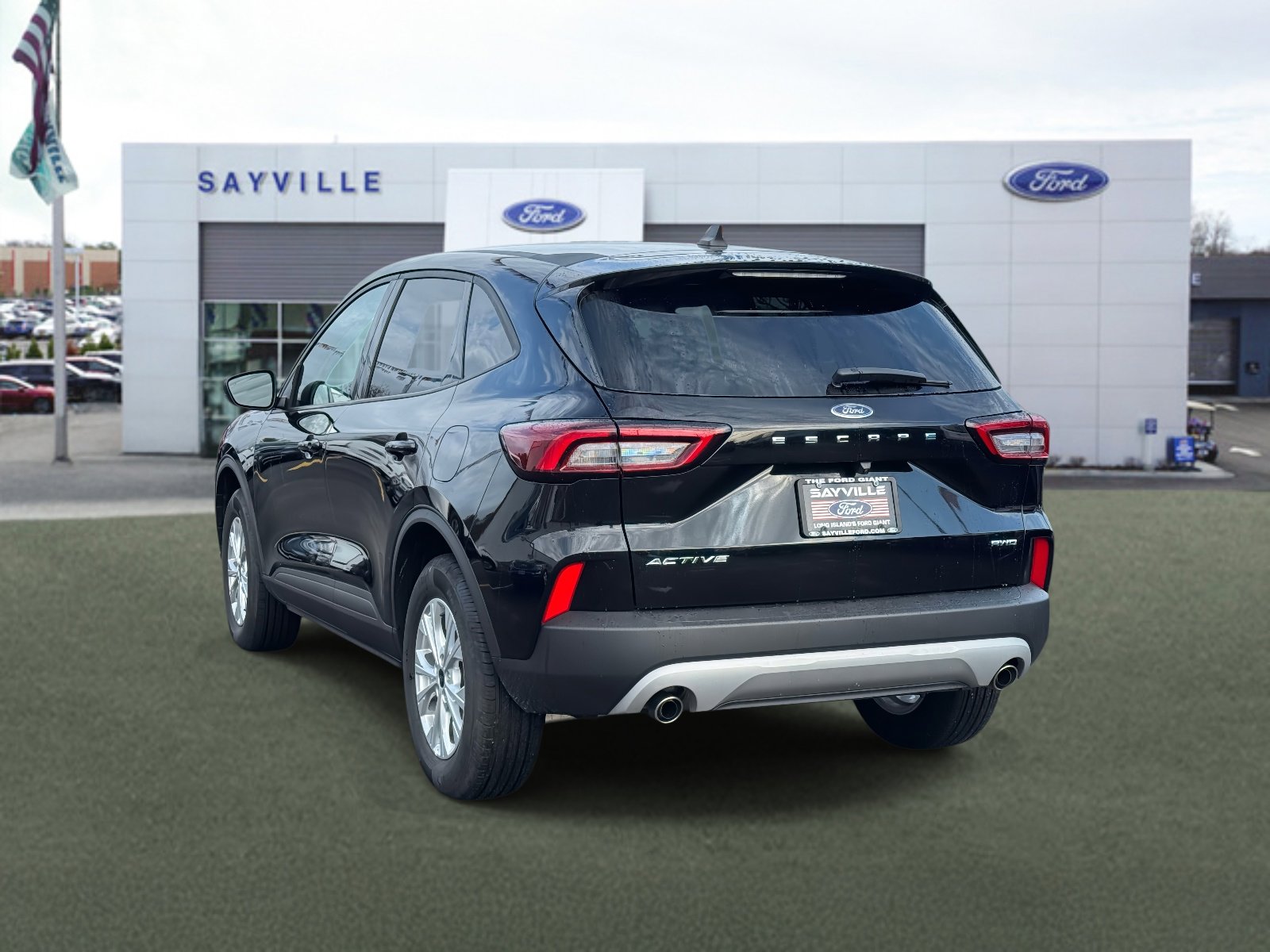 Used 2025 Ford Escape Active w/ Cold Weather Package image 5