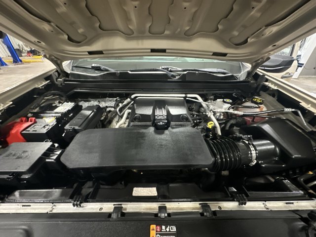 Used 2023 Chevrolet Colorado Trail Boss AWD/4WD image 22
