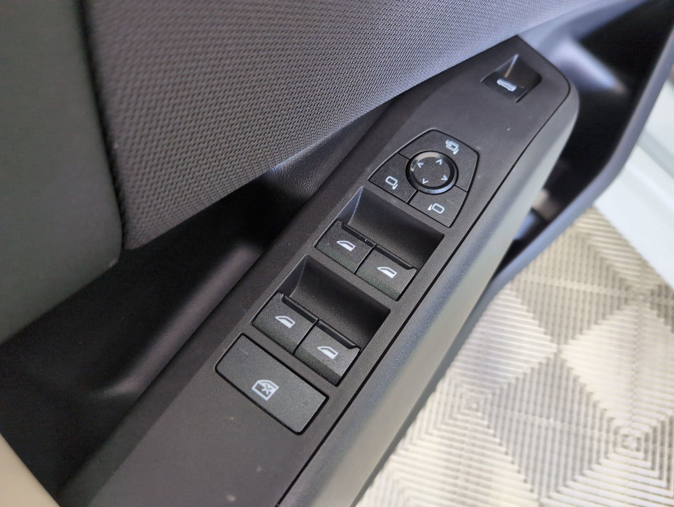 Used 2025 BMW X3 xDrive30i w/ M Sport Package image 9