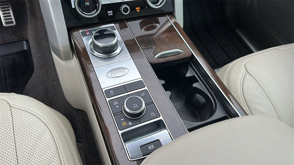 Used 2022 Land Rover Range Rover Westminster Edition image 17