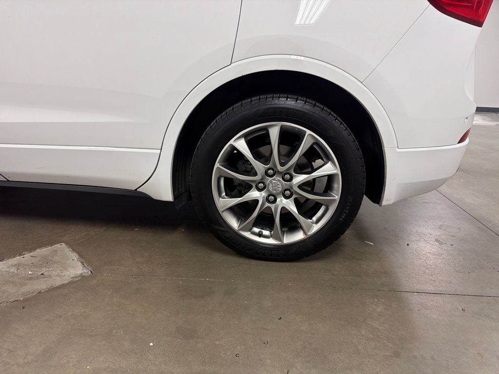 Used 2020 Buick Envision Essence w/ Experience Buick Package FWD image 14