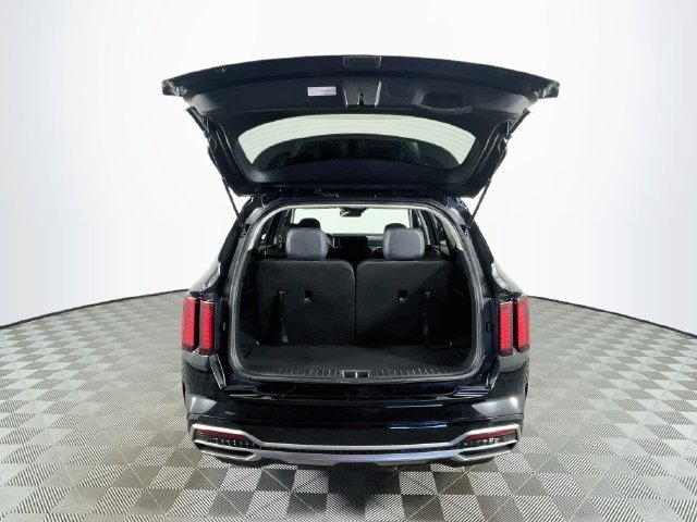 Used 2021 Kia Sorento S w/ Panoramic Sunroof Package FWD image 27