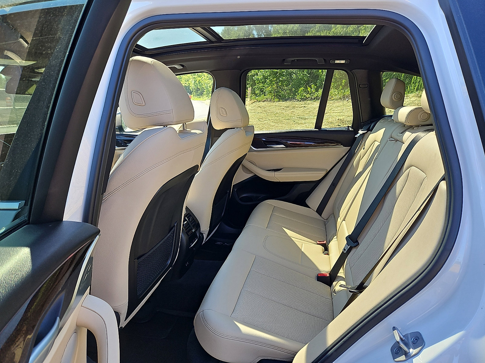Used 2023 BMW X3 xDrive30i w/ Premium Package w/ZPA AWD/4WD image 10