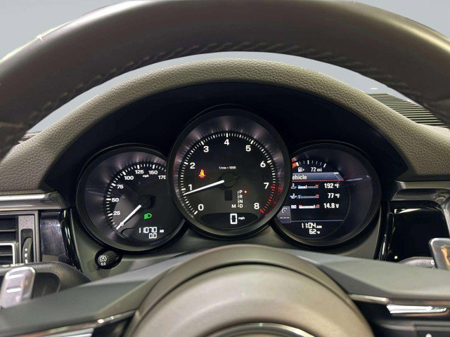 Used 2024 Porsche Macan image 44