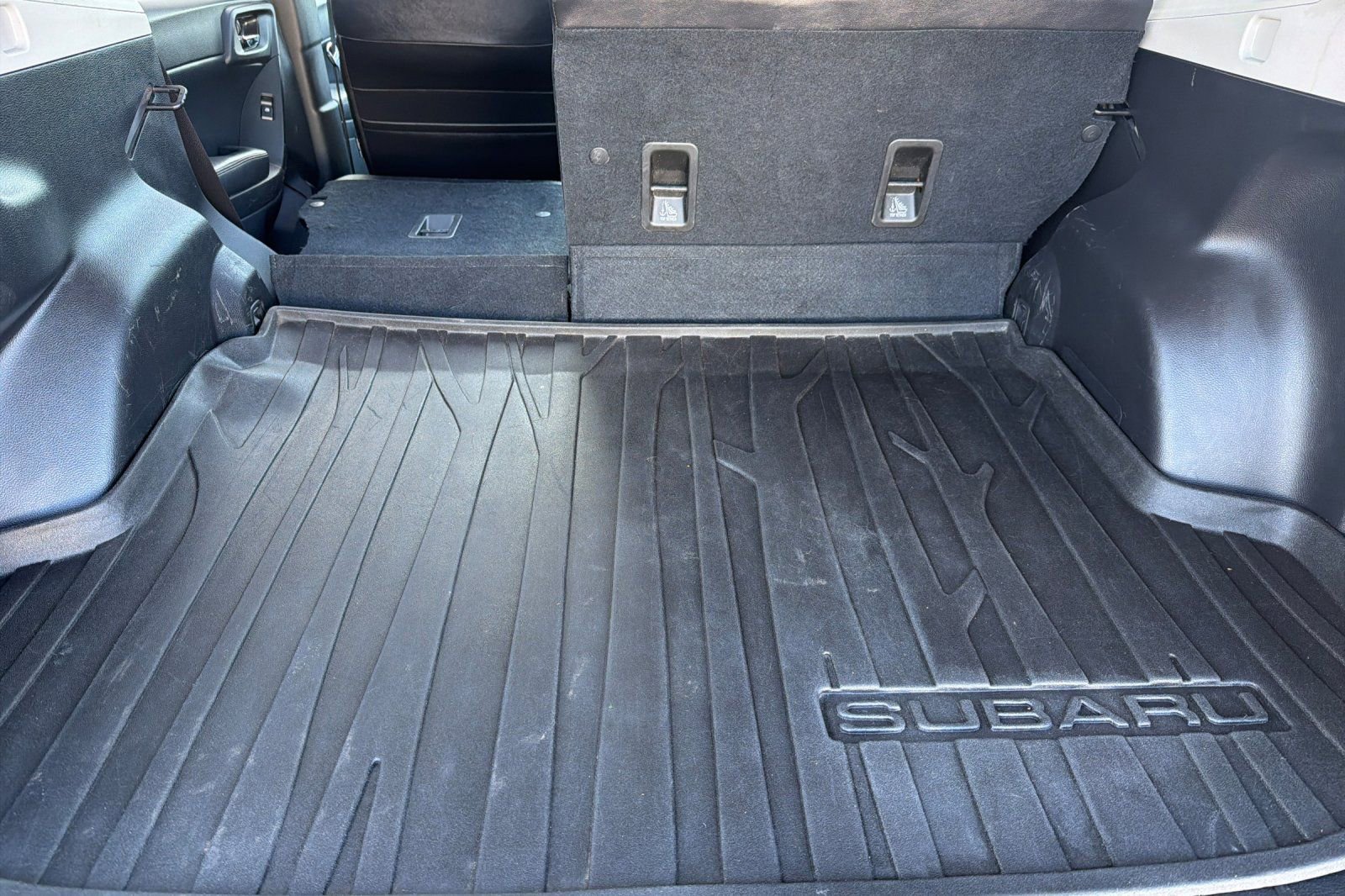 Used 2014 Subaru Forester 2.5i Limited AWD/4WD image 15