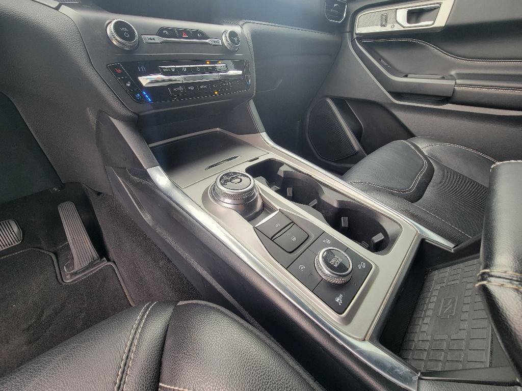 Used 2020 Ford Explorer ST w/ ST Street Pack AWD/4WD image 23