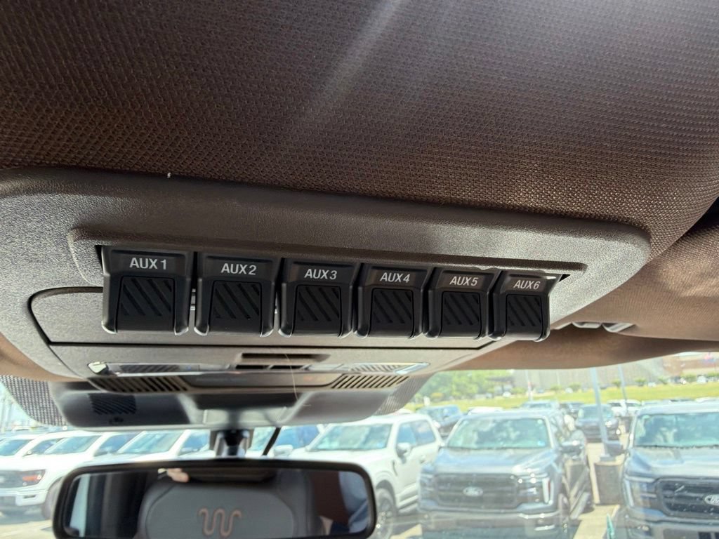Used 2023 Ford F450 King Ranch w/ FX4 Off-Road Package AWD/4WD image 38