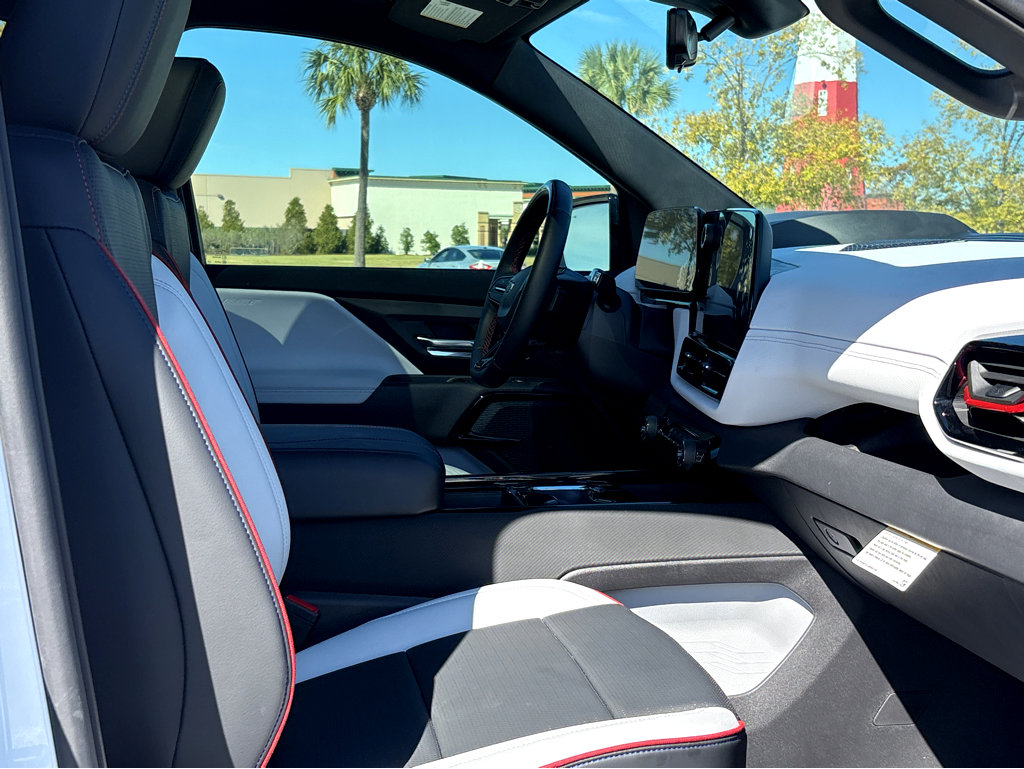 New 2025 Chevrolet Silverado EV RST image 9