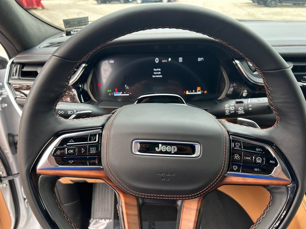 New 2025 Jeep Grand Cherokee L Summit image 14