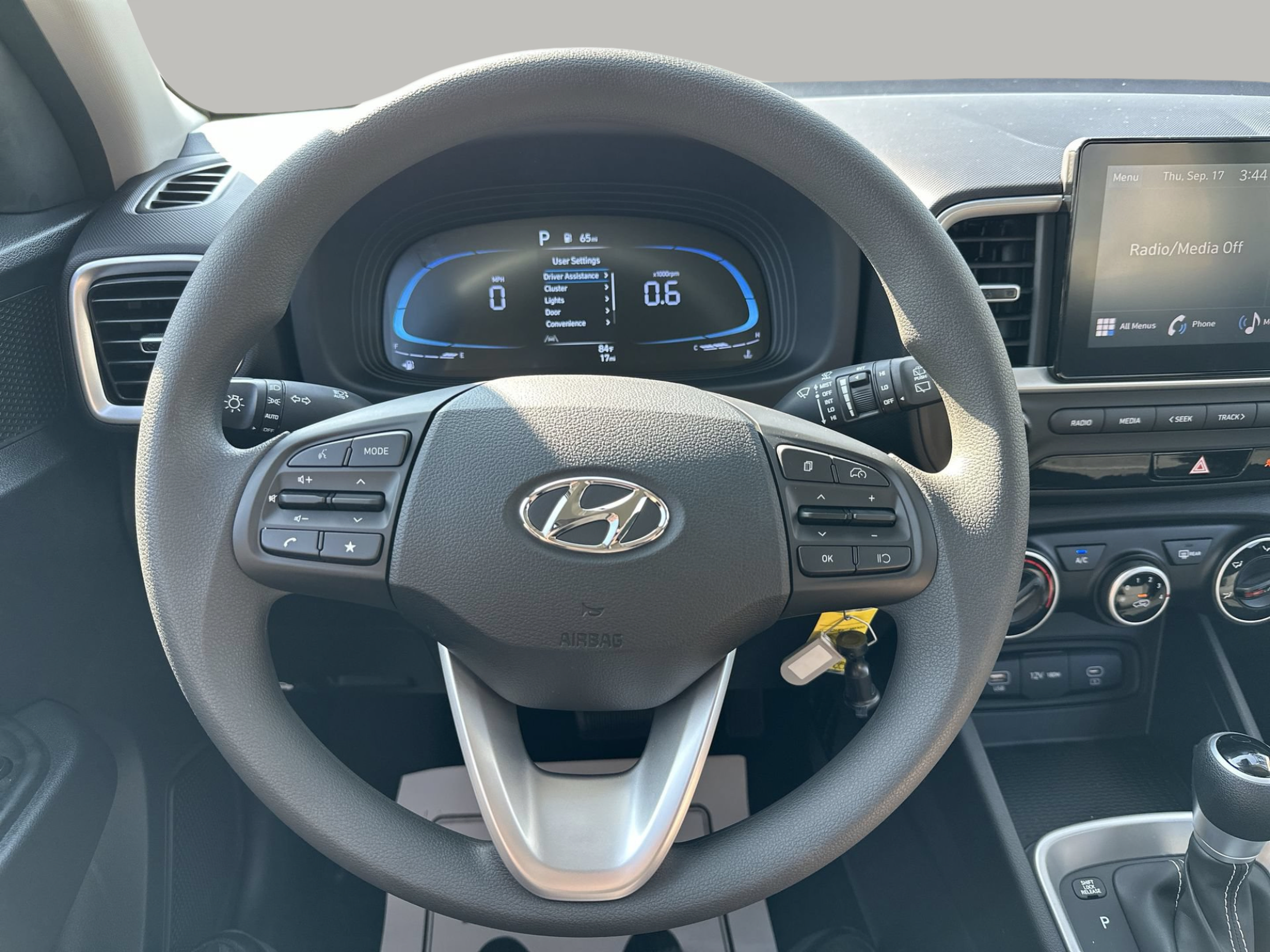 New 2026 Hyundai Venue SE FWD image 11