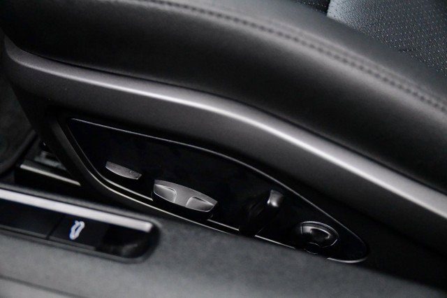 Used 2021 Porsche 911 Carrera image 25