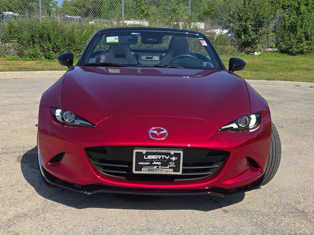 Used 2024 MAZDA MX-5 Miata Club w/ Interior Package RWD image 6