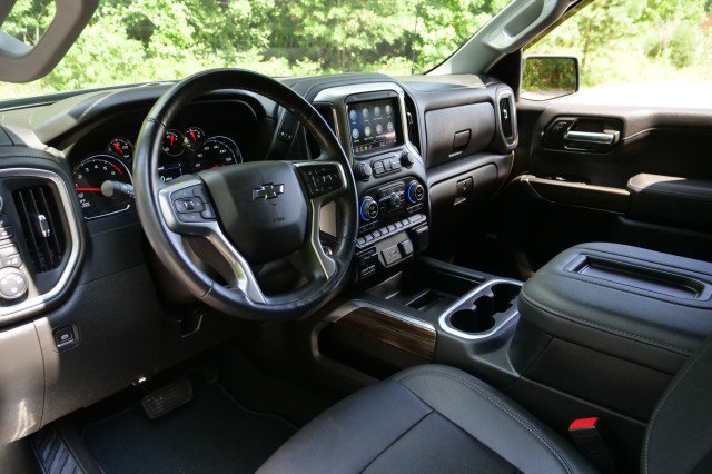 Used 2022 Chevrolet Silverado 1500 RST w/ All Star Edition Plus AWD/4WD image 2