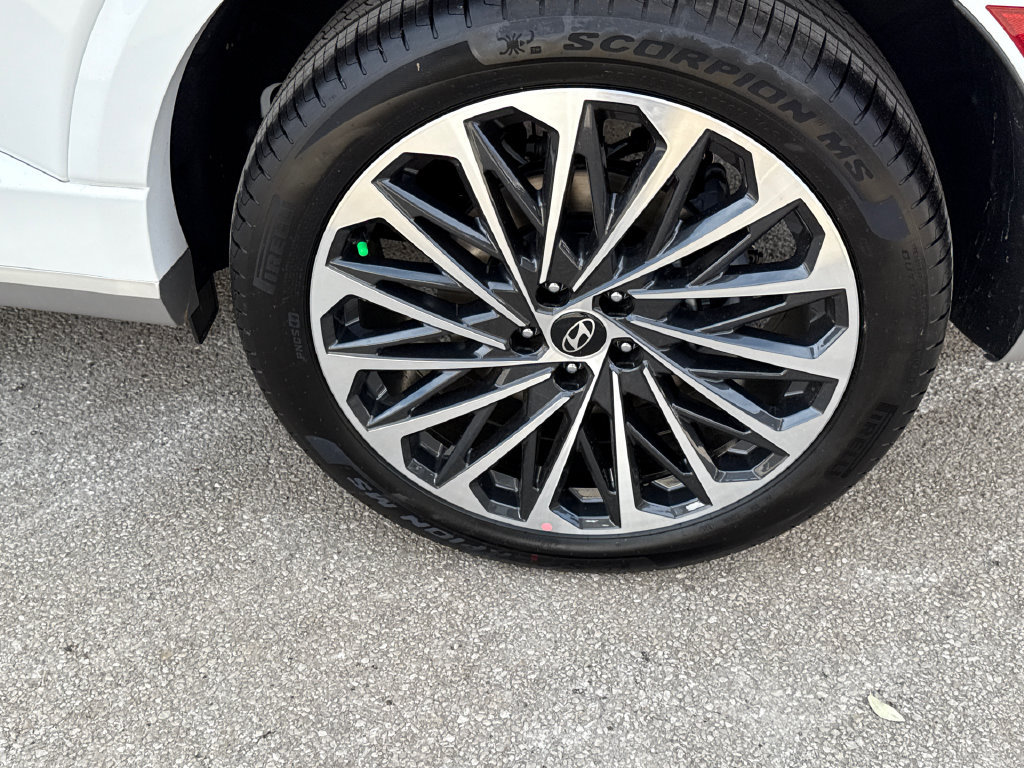 New 2026 Hyundai Palisade Calligraphy FWD image 10