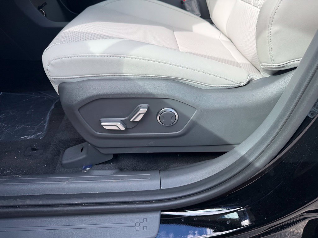 New 2026 Hyundai Santa Fe SEL AWD/4WD image 12