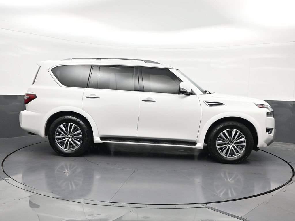 Used 2023 Nissan Armada SL AWD/4WD image 7